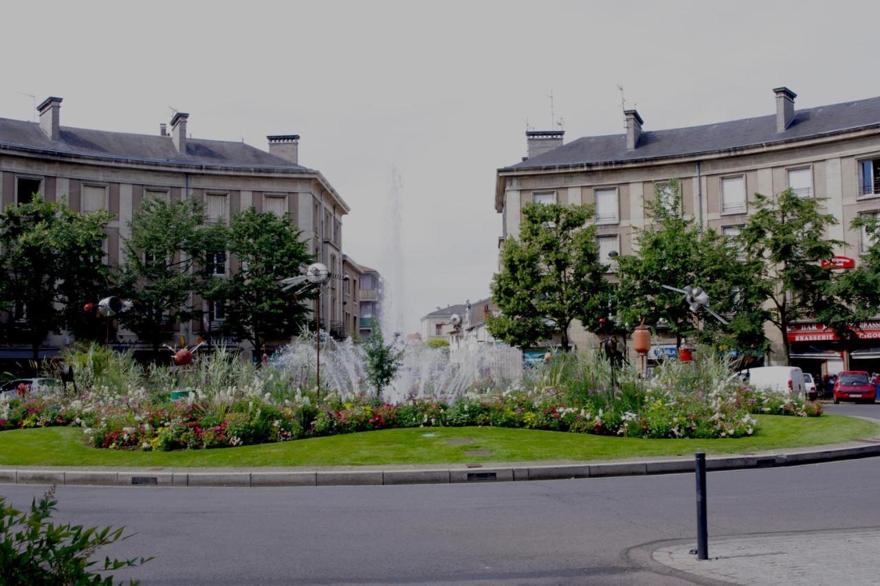 Abc Hotel Tulon Zewnętrze zdjęcie